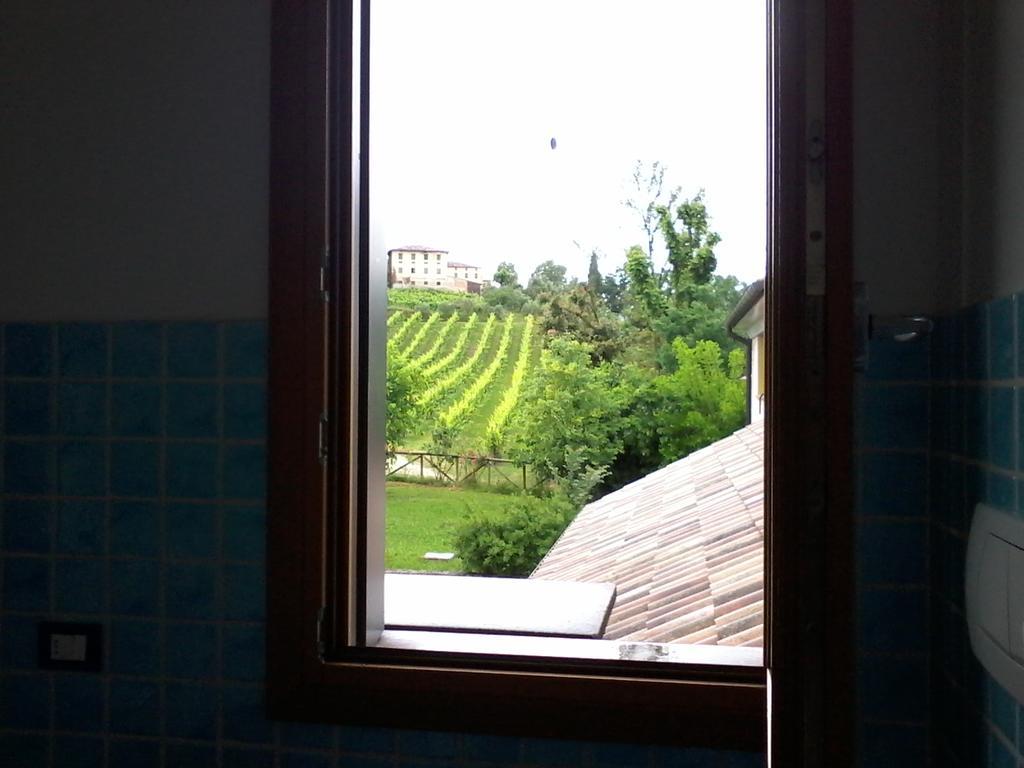 Bed and Breakfast Il Giuggiolo Конельяно Экстерьер фото