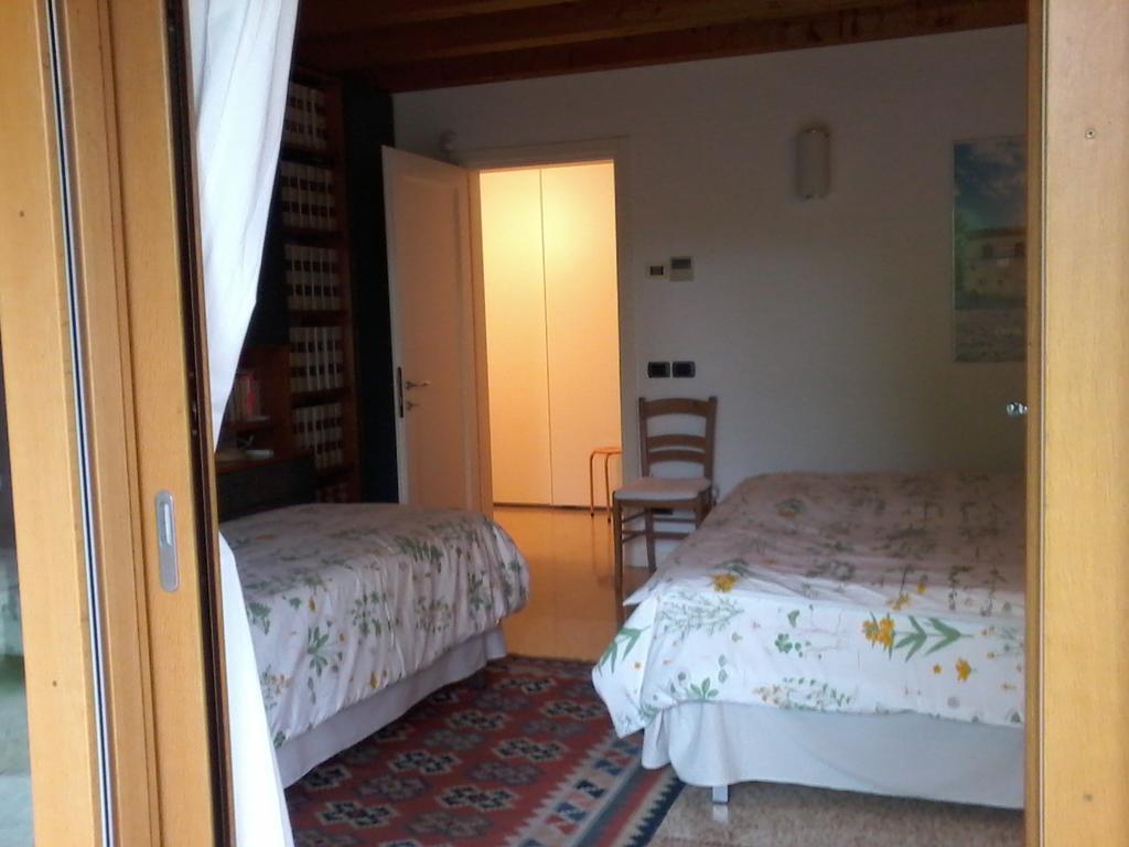 Bed and Breakfast Il Giuggiolo Конельяно Номер фото