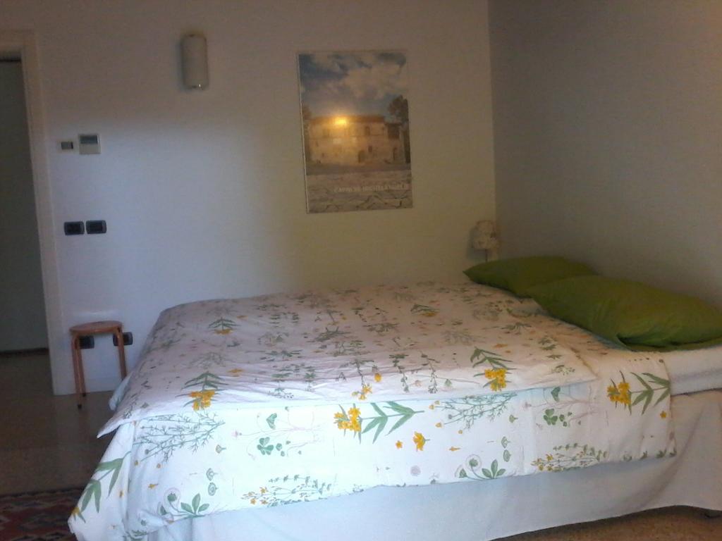 Bed and Breakfast Il Giuggiolo Конельяно Номер фото