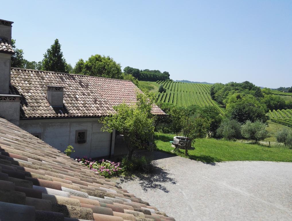 Bed and Breakfast Il Giuggiolo Конельяно Экстерьер фото